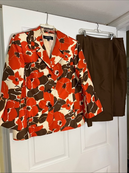 Kasper Jackets & Blazers - Kasper Floral Blazer & Skirt Set in Orange, Brown & Cream